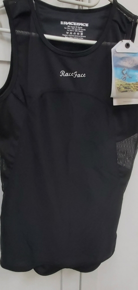 Raceface stealth sleeveless top - Picture 3 of 14